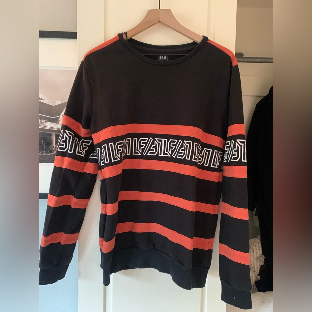 LF long sleeved pullover size M. Loved how unique it was & got many compliments